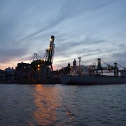 D81 2502 01  2016年10月11日 19時に館船で夜景を観にいきました