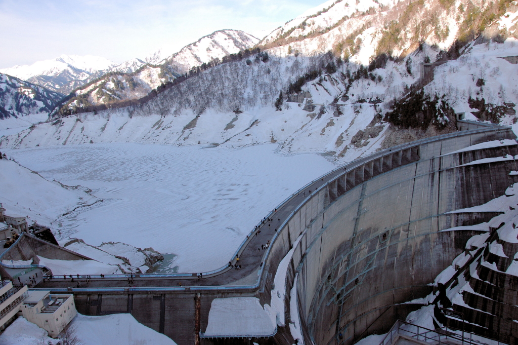 Kurobe dam (2)