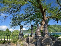 Motoaikai 1  本合海・芭蕉乗船の地　五月雨をあつめて早し最上川