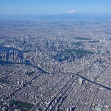 M6 08958e  東京と富士山